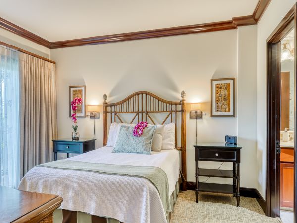 2 Bedroom  Luxury Beach Community Kauai Five Star Amenities.