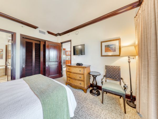 2 Bedroom  Luxury Beach Community Kauai Five Star Amenities.