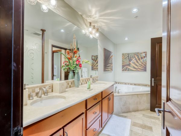 2 Bedroom  Luxury Beach Community Kauai Five Star Amenities.