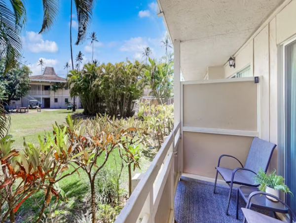 Cozy Vacation One Bedroom Rental in Kapaa