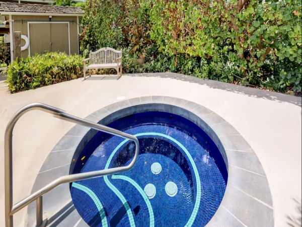 Cozy Vacation One Bedroom Rental in Kapaa