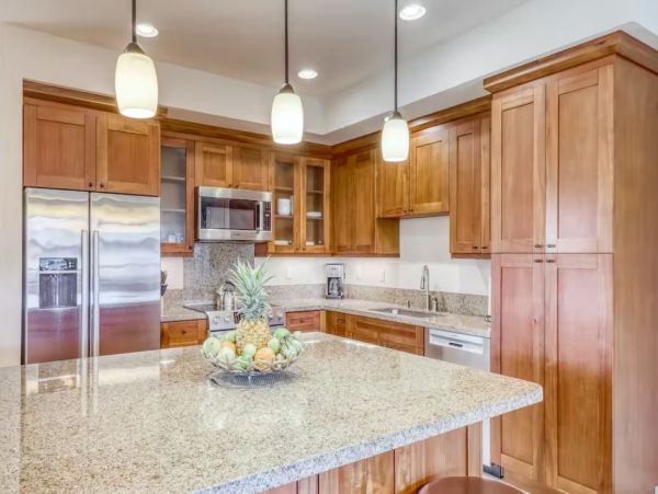 Poipu Gorgeous Vacation Condo with Communal Pool Sleeps 7