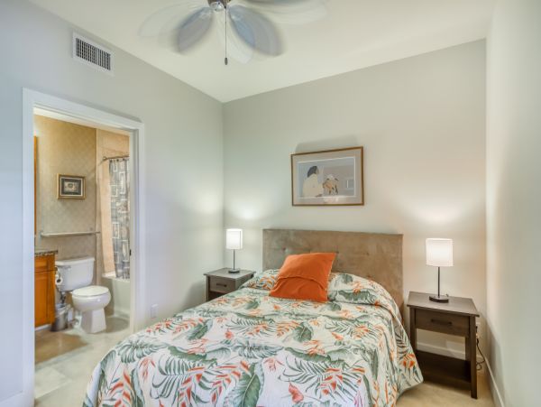 Sunny Golfside Retreat Near the Beach