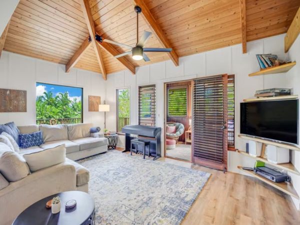 Princeville Ocean View Three Bedroom Modern Retreat