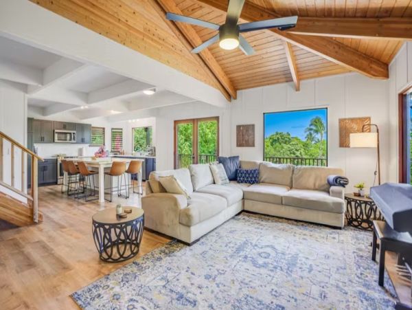 Princeville Ocean View Three Bedroom Modern Retreat