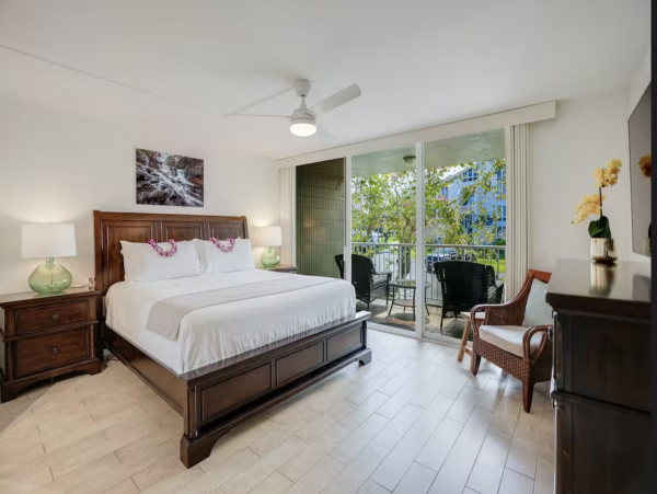 Princeville 4 Bedroom Condo with Amazing Amenities