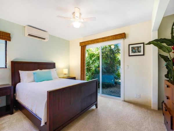 Luxury 4 Bedroom Vacation House in Princeville