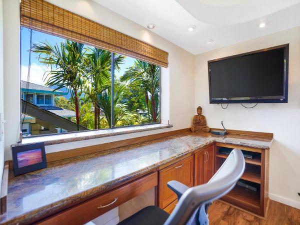 Luxury 4 Bedroom Vacation House in Princeville