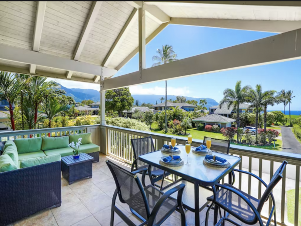 Luxury 4 Bedroom Vacation House in Princeville