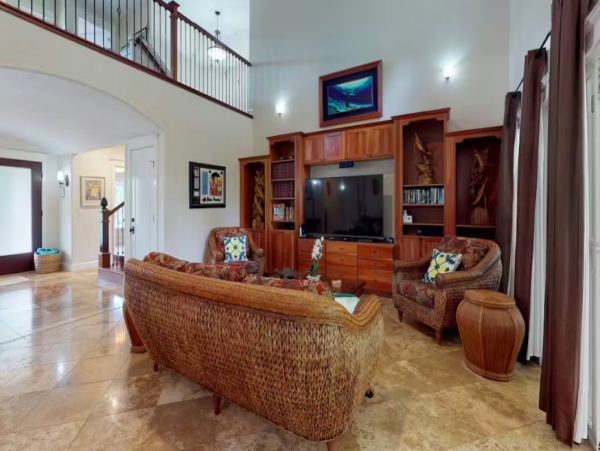 Exquisite Custom Home in Princeville with Luxurious Amenities and Tropical Elegance