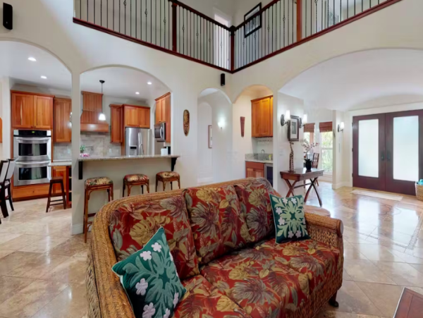 Exquisite Custom Home in Princeville with Luxurious Amenities and Tropical Elegance