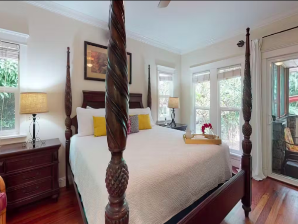 Exquisite Custom Home in Princeville with Luxurious Amenities and Tropical Elegance