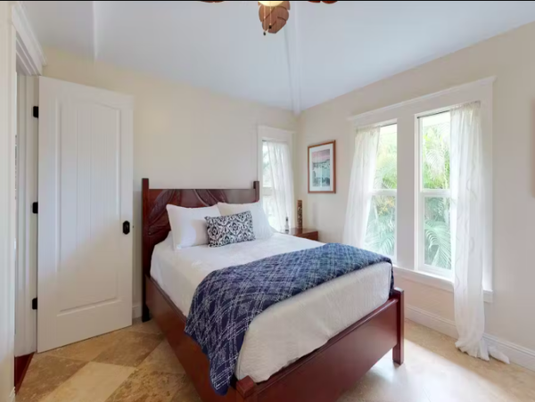 Exquisite Custom Home in Princeville with Luxurious Amenities and Tropical Elegance