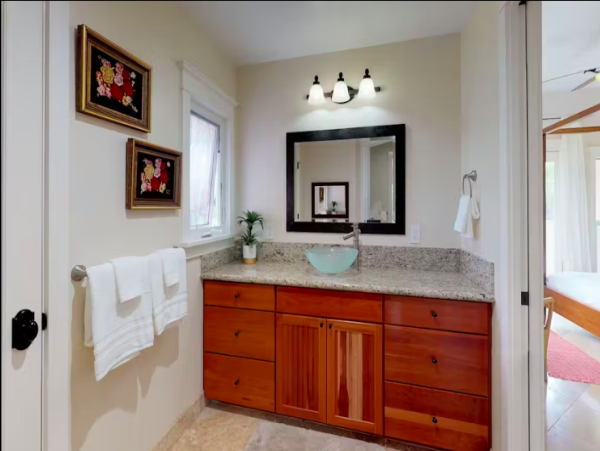Exquisite Custom Home in Princeville with Luxurious Amenities and Tropical Elegance