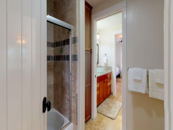 Exquisite Custom Home in Princeville with Luxurious Amenities and Tropical Elegance