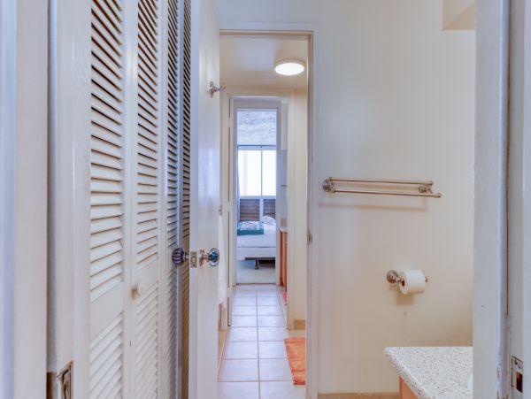 Honolulu Diamond Head Kahala Condo 970259