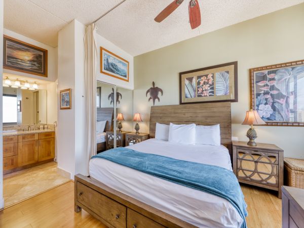 Stunning Waikiki Condo