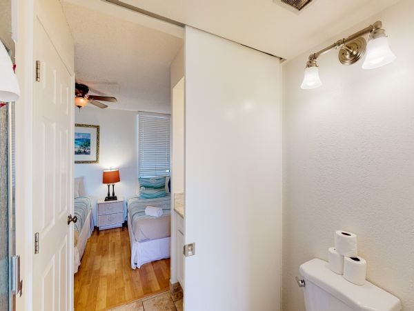 Honolulu Diamond Head Kahala Condo 970266
