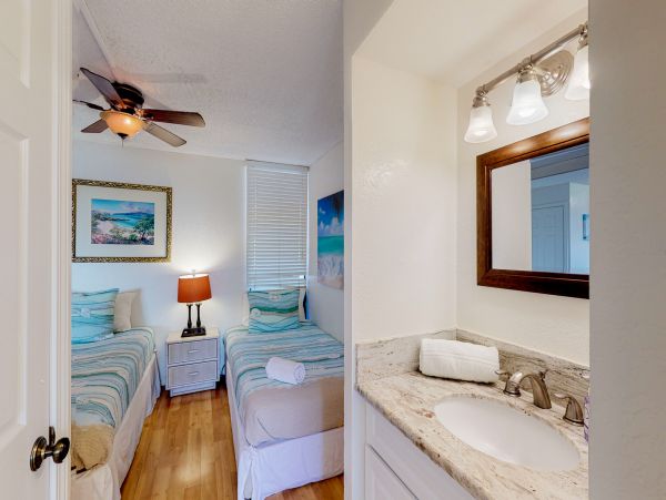 Honolulu Diamond Head Kahala Condo 970266