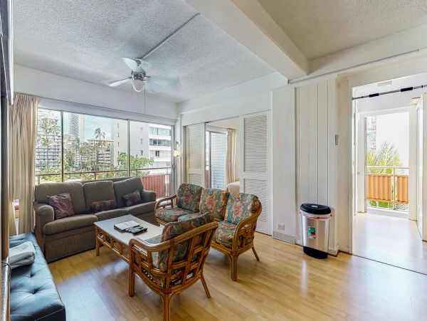 Honolulu Diamond Head Kahala Condo 970267