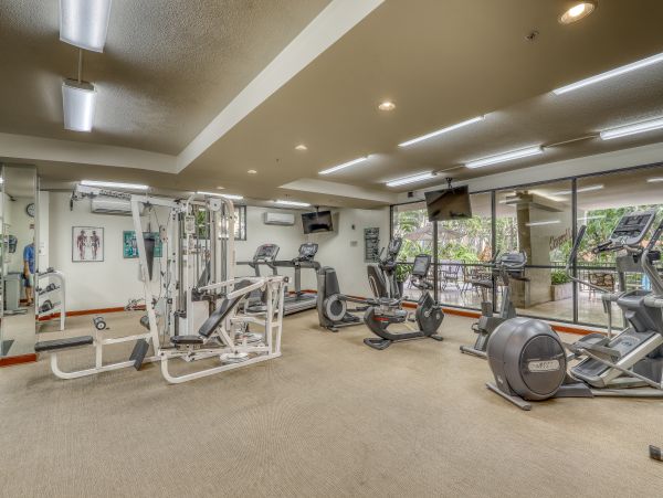 Honolulu Diamond Head Kahala Condo 970277