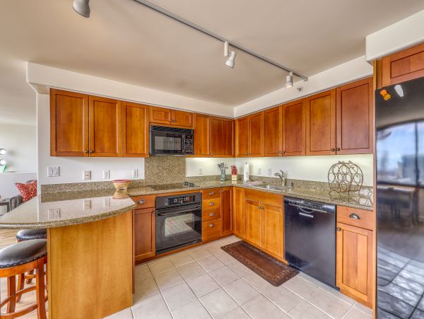 Honolulu Diamond Head Kahala Condo 970277
