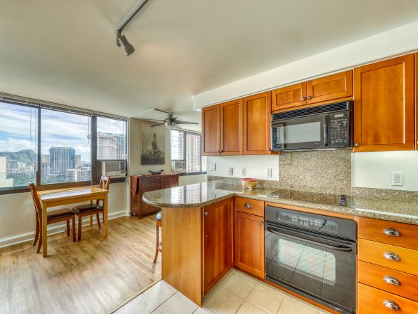 Honolulu Diamond Head Kahala Condo 970277