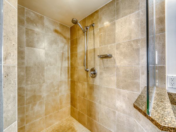 Honolulu Diamond Head Kahala Condo 970277