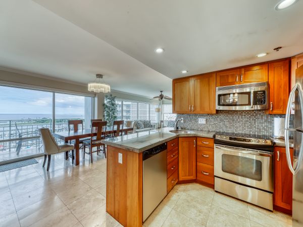 Honolulu Diamond Head Kahala Condo 970282