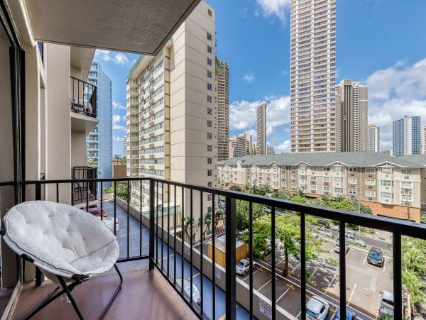 Honolulu Diamond Head Kahala Condo 970294
