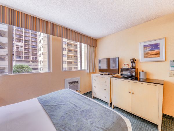 Honolulu Diamond Head Kahala Condo 970301