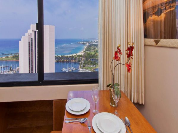 Honolulu Diamond Head Kahala Condo 970303