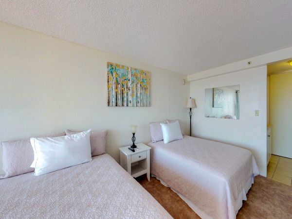 Honolulu Diamond Head Kahala Condo 970311