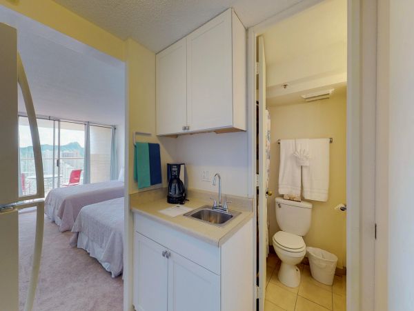 Honolulu Diamond Head Kahala Condo 970311