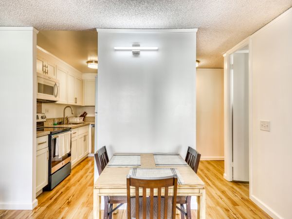 Honolulu Diamond Head Kahala Condo 970314