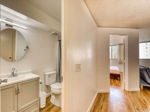 Honolulu Diamond Head Kahala Condo 970314
