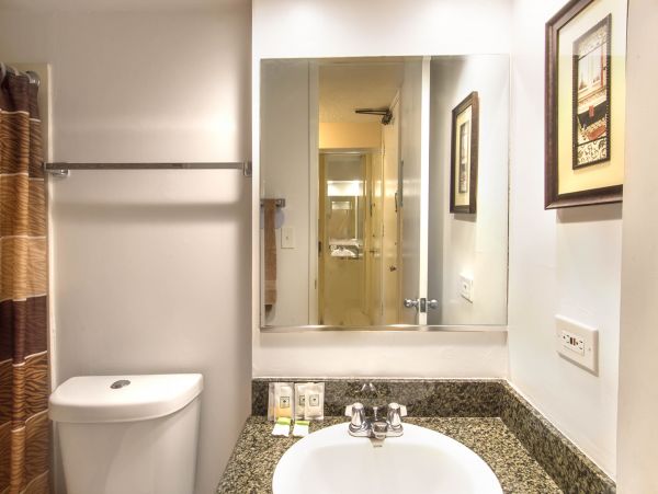 Honolulu Diamond Head Kahala Condo 970320