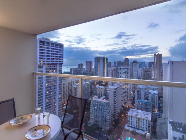 Honolulu Diamond Head Kahala Condo 970320