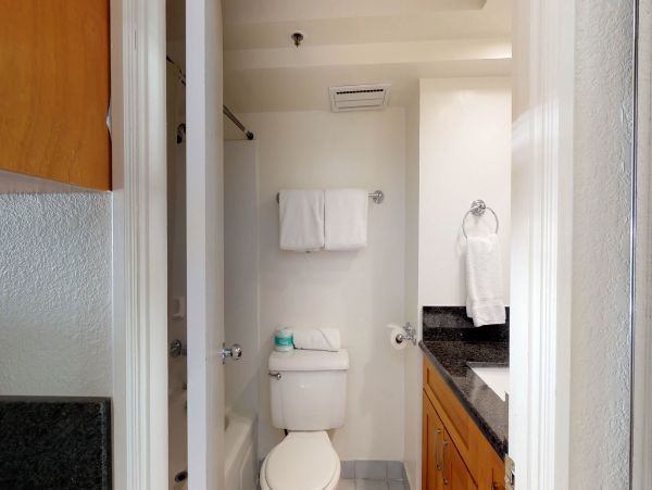Honolulu Diamond Head Kahala Condo 970322