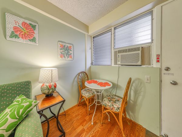 Honolulu Diamond Head Kahala Condo 970323