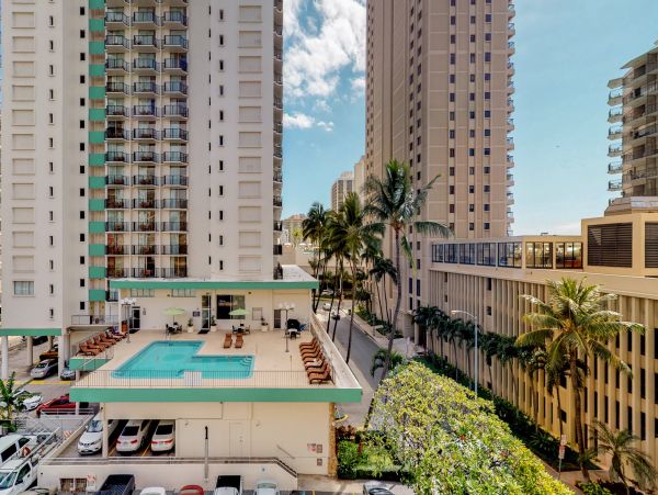 Honolulu Diamond Head Kahala Condo 970326