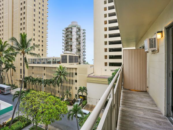 Honolulu Diamond Head Kahala Condo 970326