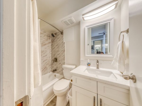 Honolulu Diamond Head Kahala Condo 970327