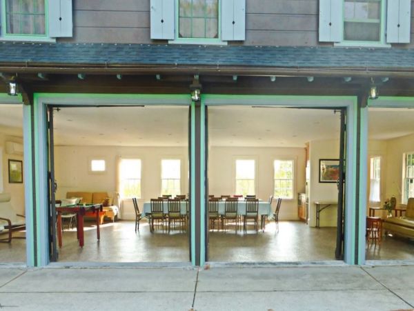 Forty Acre Maine  Estate Plus Guests´ Houses