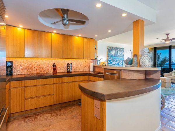 Wailea Two-Bedroom Beachfront Rental Condo