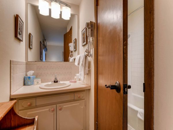 Spacious First Floor Condo in the Heart of Lionshead!
