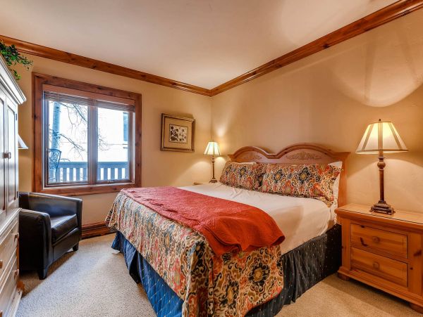 Vail Lionshead Condo 970559