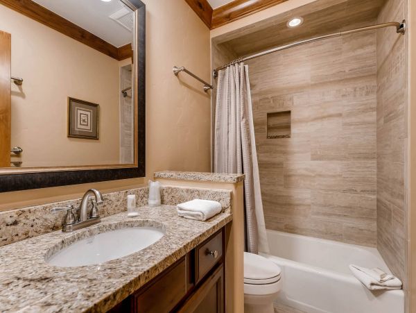 Vail Lionshead Condo 970559