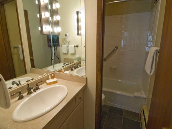Vail Lionshead Condo 970560