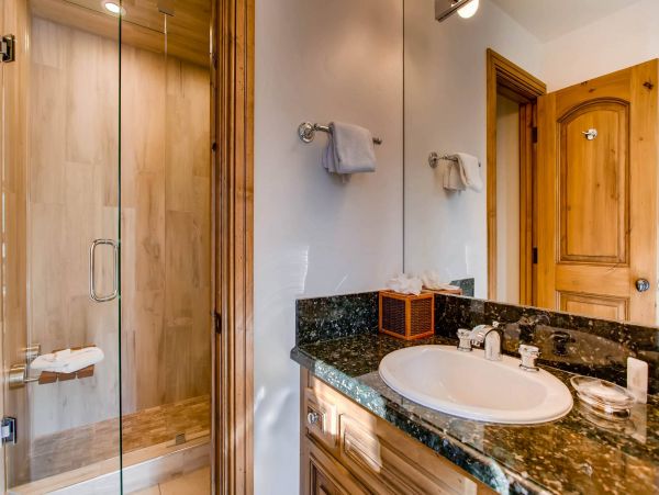 Vail Lionshead Condo 970564